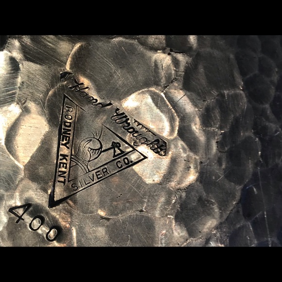 MID CENTURY MODERN ETCHED ALUMINUM TRAY by RODNEY KENT - Picture 14 of 15